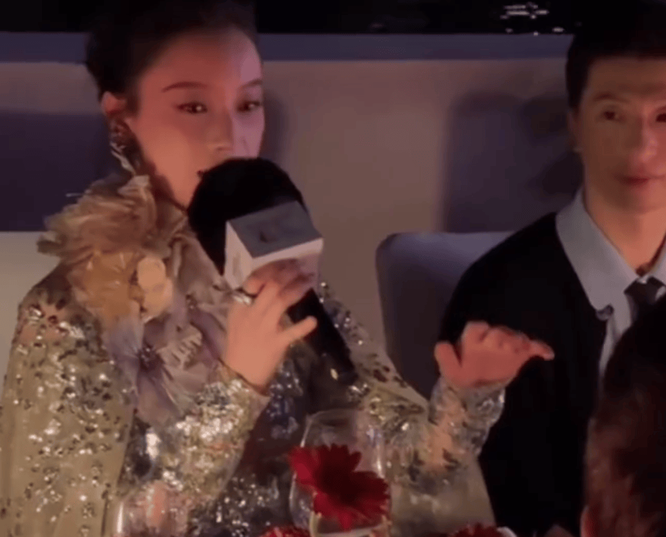 倪妮称马龙老婆是她同学 两人已互加微信