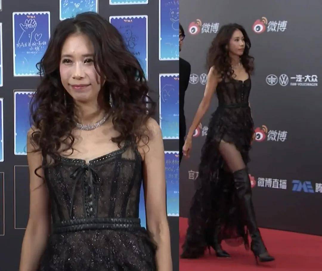 原创            微博音乐盛典：李宇春马伯骞造型抢镜，王霏霏妆容用力过猛