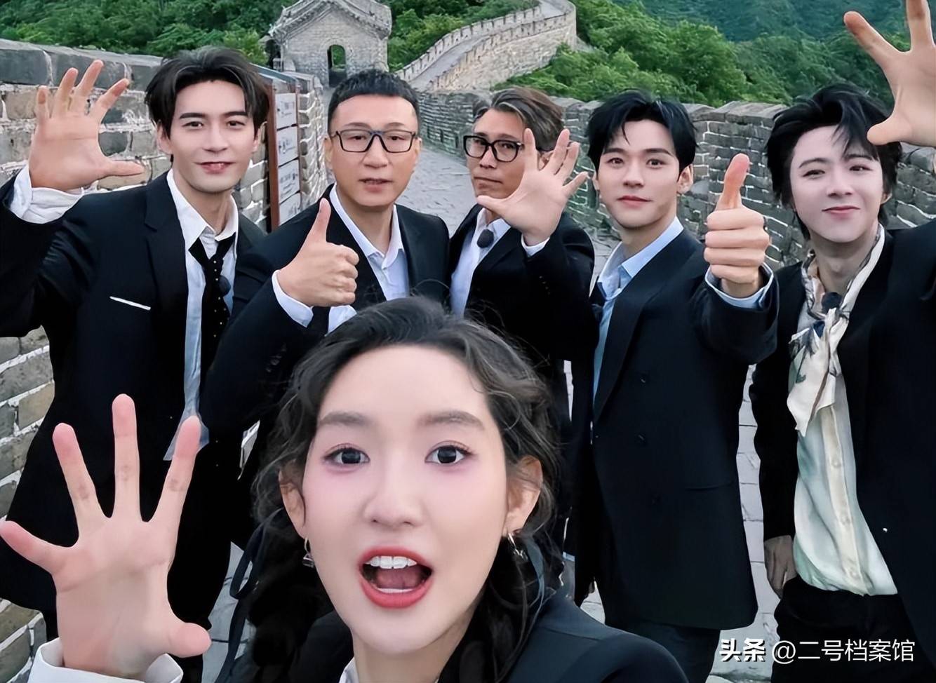 原创            万万没想到，50岁刚凭借综艺翻红的李乃文，会这么快就“塌房”