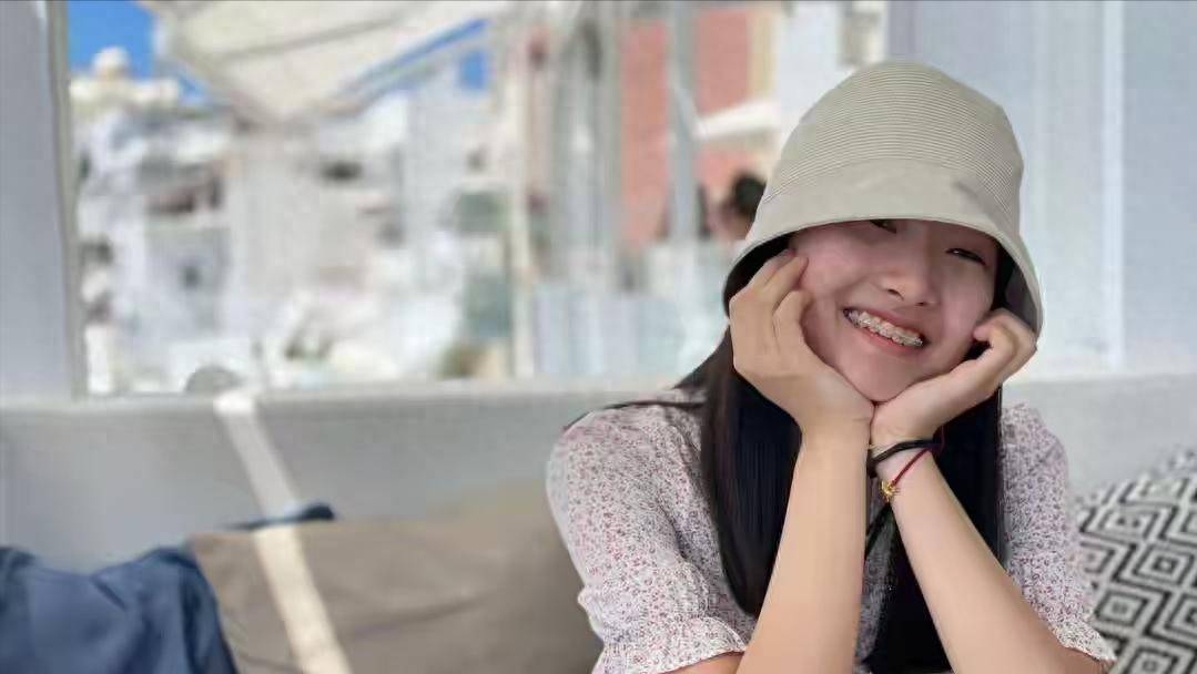 原创            马伊琍也没想到，自己和文章17岁的女儿，已经开始为她争光了