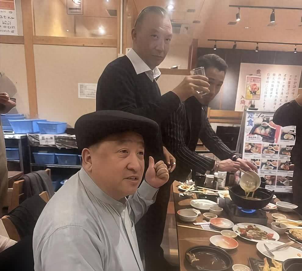 原创            74岁姜昆现状：与妻子成兄妹，继子让他落泪，愧对大龄单身女儿