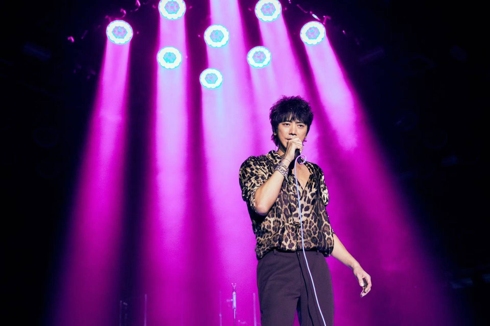 演绎铁汉柔情版《南山南》 与马頔“表面功夫”组合不止表面功夫