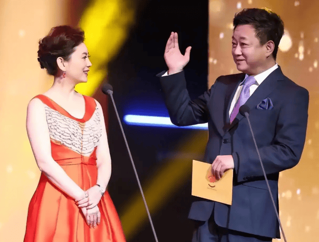 原创            面相变了！离开央视7年后，61岁朱军近照曝光，早年风光已不再