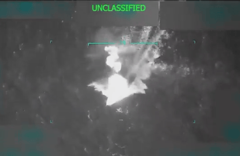 特朗普下令开火，引发巨大争议