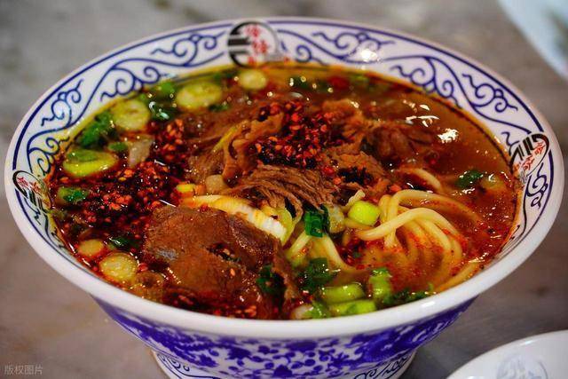 这几种面食正慢慢摧毁你的血糖！医生紧急提醒：不论年龄，都少吃