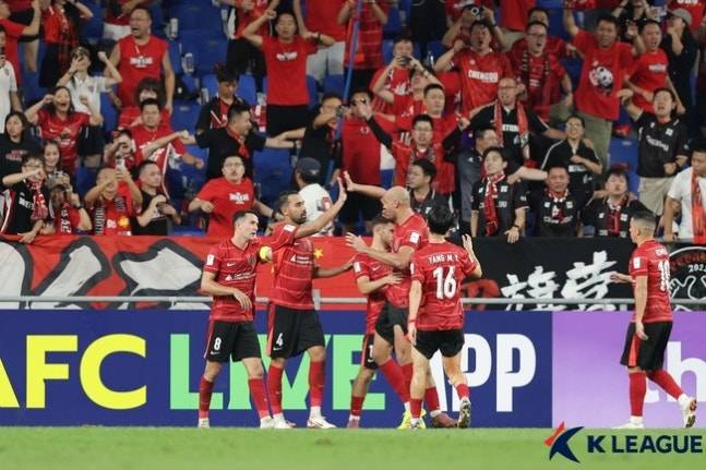 开门黑！亚冠-德尔加多破门+染红 成都1-2遭蔚山逆转绝杀