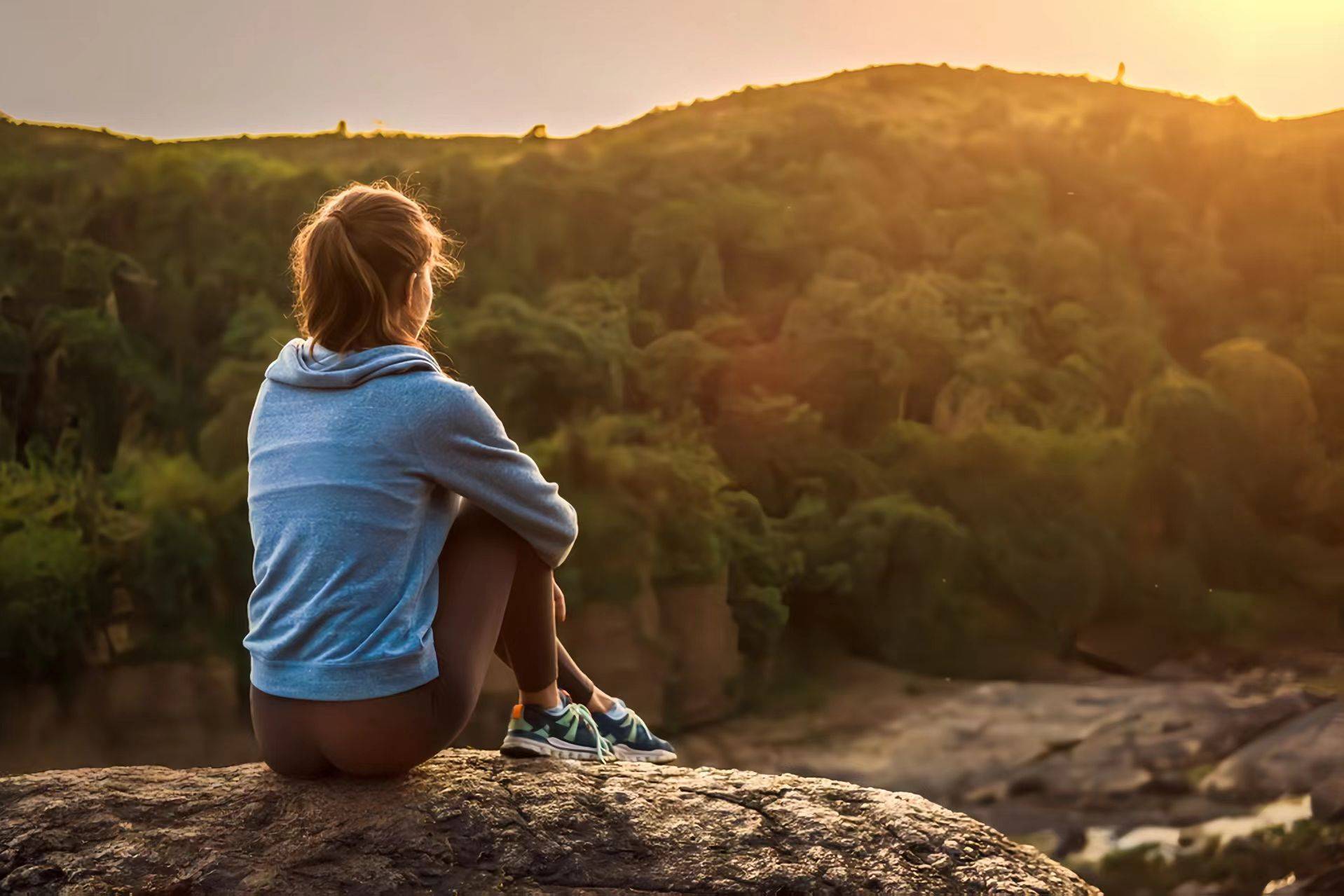 女儿依赖型人格背后的秘密？这个被父母忽略的关键因素