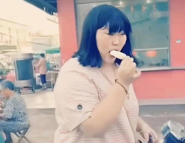 原创            大衣哥爱女雪梅，瘦身成功变成大美女，她是怎么做到的？