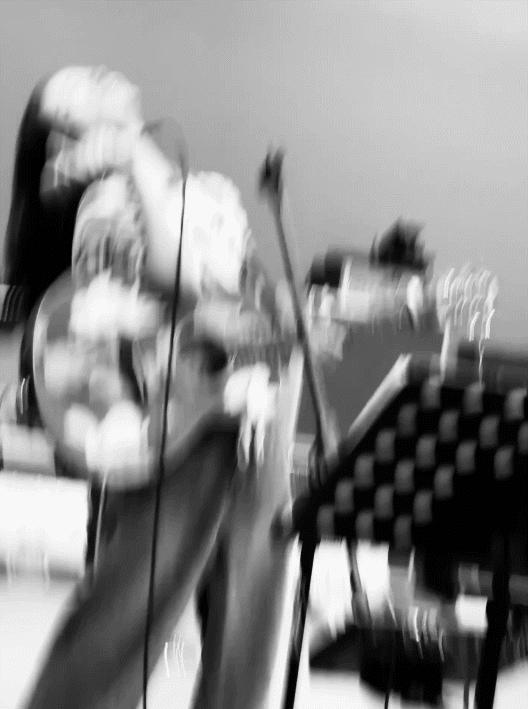 江一燕晒音乐节排练LIVE图！开心到原地转圈元气满满