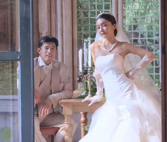 原创            网红天佑崔阿扎大婚好隆重！国礼头车大劳摄影，诸多顶流网红现身