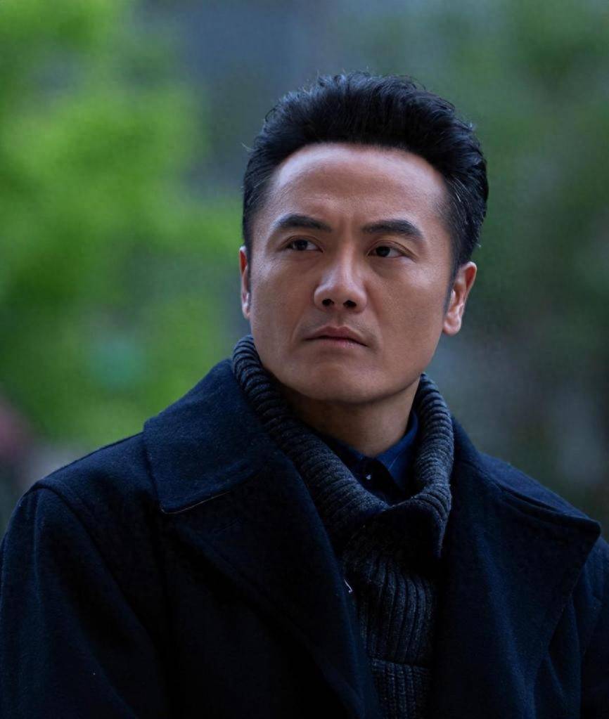 原创            他是张嘉译的亲表弟，被表哥用11部戏捧红，如今39岁戏约不断