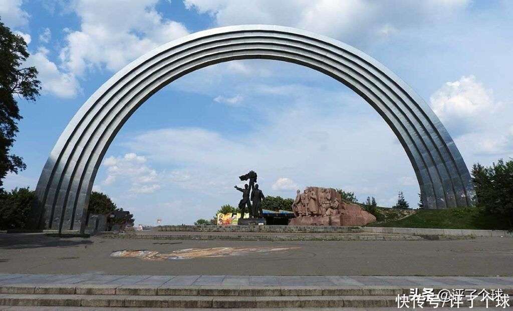 原创            基辅市长克里琴科：将拆除40多座与俄罗斯和前苏联有关的纪念碑