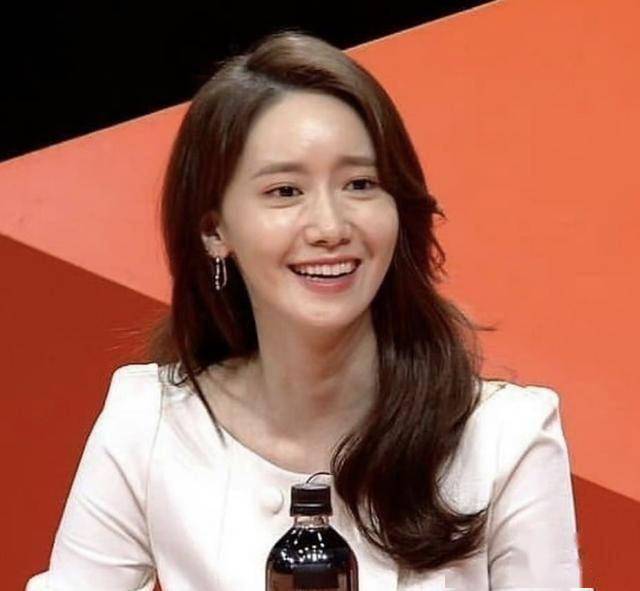 原创            放弃中国市场？林允儿发文疑似回应“歪曲历史”争议：我很喜欢！