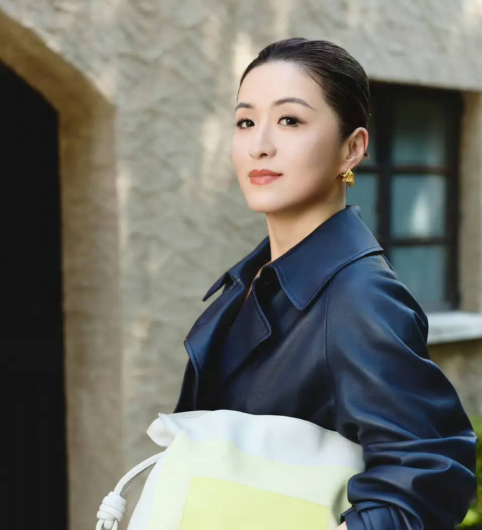 《繁花》编剧秦雯发声明回应编剧署名争议：已完成证据保全并提起诉讼