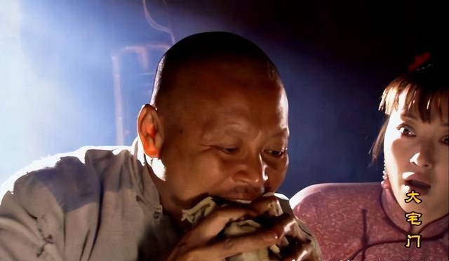 原创            二斤饼一斤酱肉：郑老屁傍上白景琦，伙食已超过民国时大部分地主