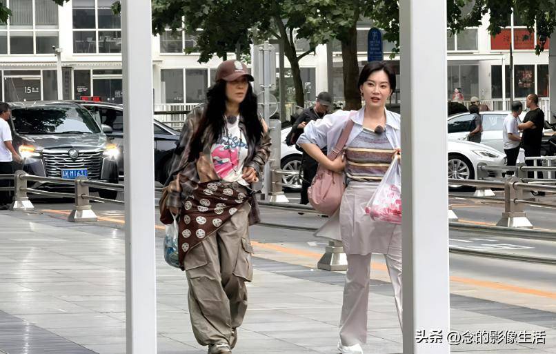 原创            花少7：“低能量”的陈数，不必羡慕“高能量”的那英