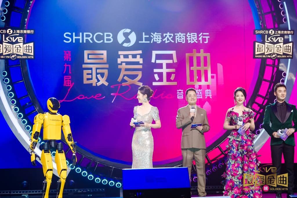 崔健品冠阿牛周慧敏登台献唱，哪一首是你的“最爱金曲”？