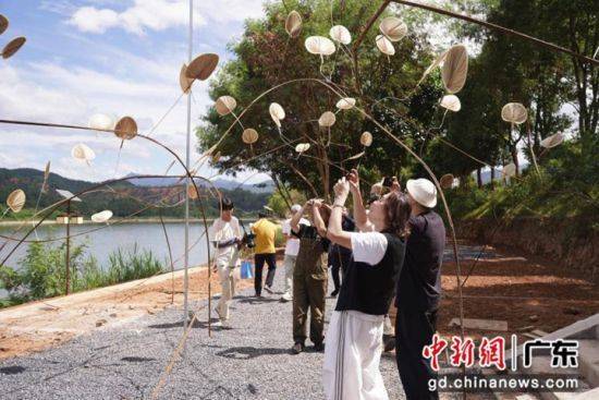 广东蕉岭大地艺术季开幕