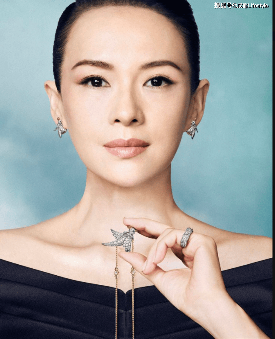 蒂芙尼携手章子怡与艾比·钱皮恩演绎全新“石上鸟”珠宝及高级珠宝系列