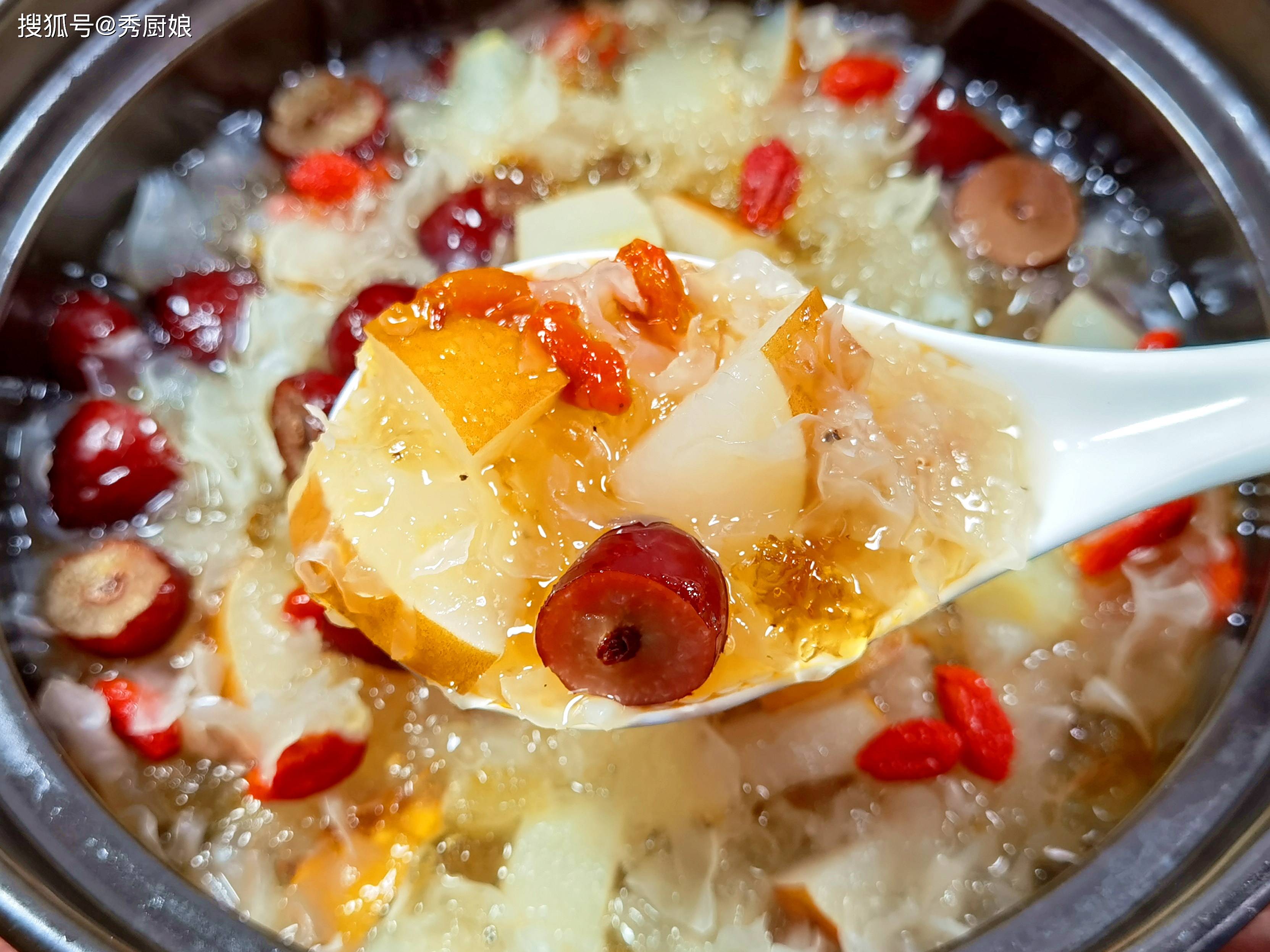 原创            入秋后，多吃这3样，一润肠、二降火、三健脾，换着花样润秋天！