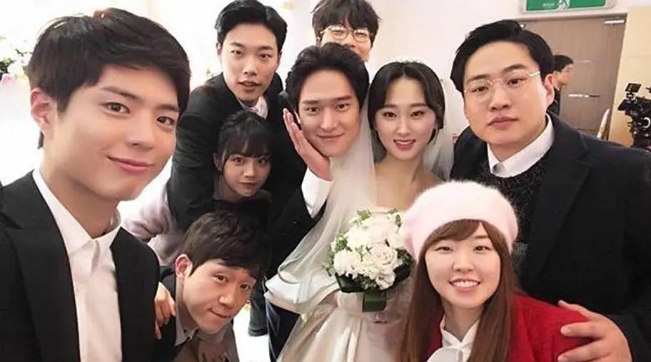 原创            定了！《请回答1988》10周年综艺，除狗焕外，大部分主演将集结。