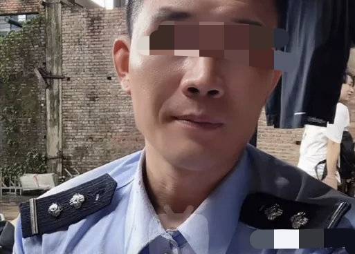 原创            直播带货穿警服 “嘎子哥”谢孟伟被行拘7日