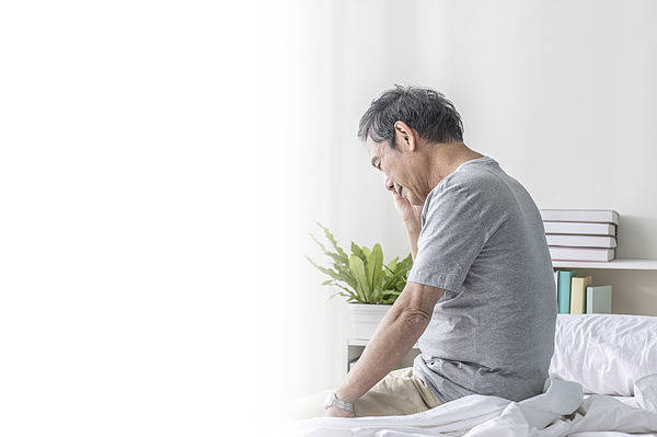 面容变样、血压飙升……这些衰老假象，竟是肿瘤来敲门