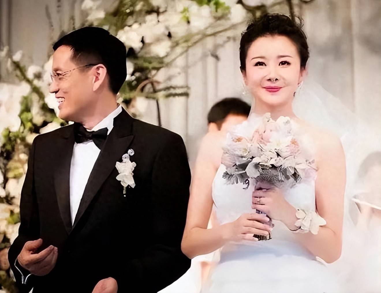 原创            孙菲菲持续爆料！前夫抠门又冷漠，从未抱过孩子，离婚拒付抚养费