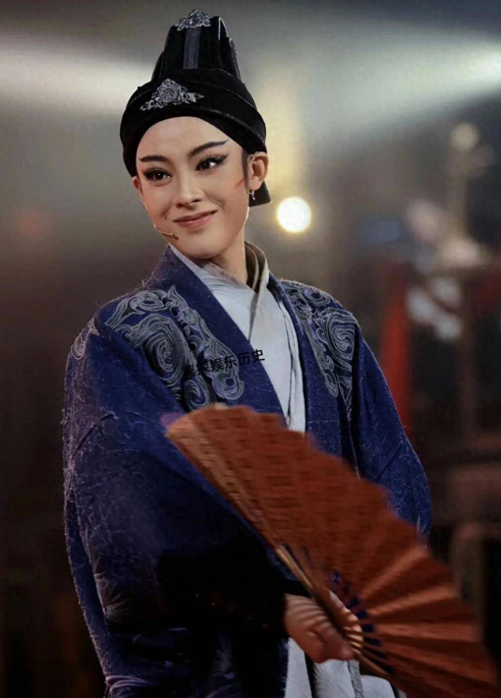 原创            陈丽君，梨园小生到爆红综艺女王，她能否保持初心？