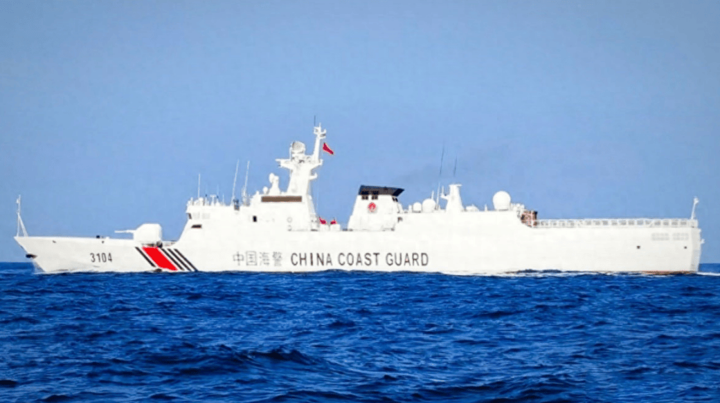 黄岩岛凌晨传回捷报，中方成功完成清场驱离，菲律宾最后大败而归