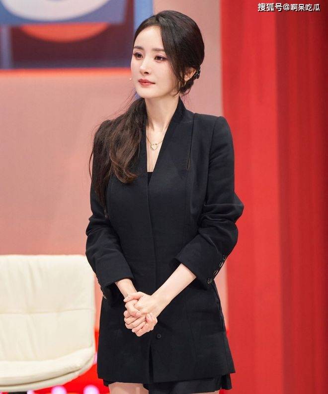 原创            王牌首播尬翻天：唐国强捣乱杨幂走过场，观众喊话：没沈腾咋办？