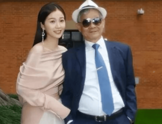 原创            虞书欣父亲起诉老潘财商