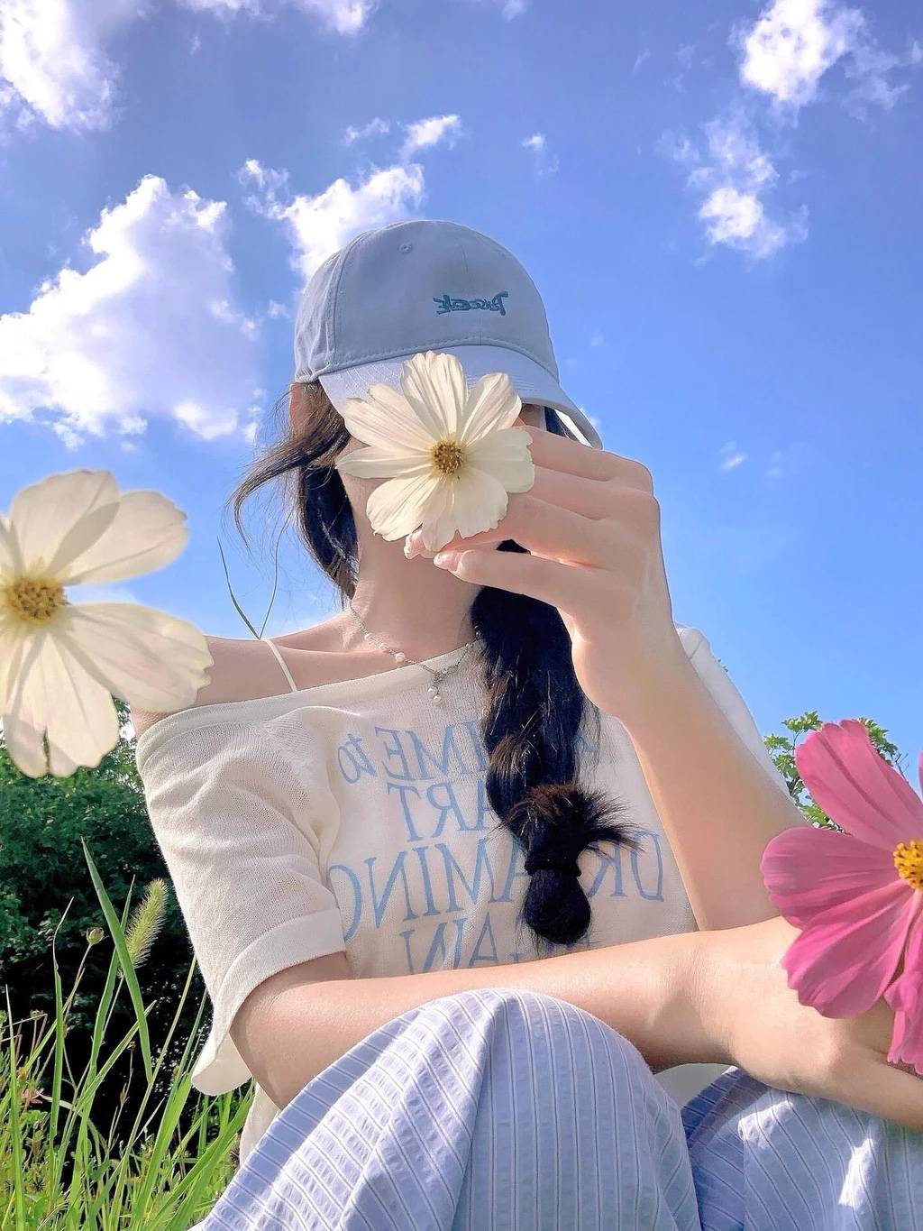 原创            悄悄暗恋你的人，常会问这三个问题，男生要能读懂这份心意