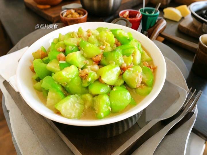 原创            “9月吃一瓜，中药不用抓”！秋季使劲吃，一化痰、二通便、三养颜，好吃又不贵