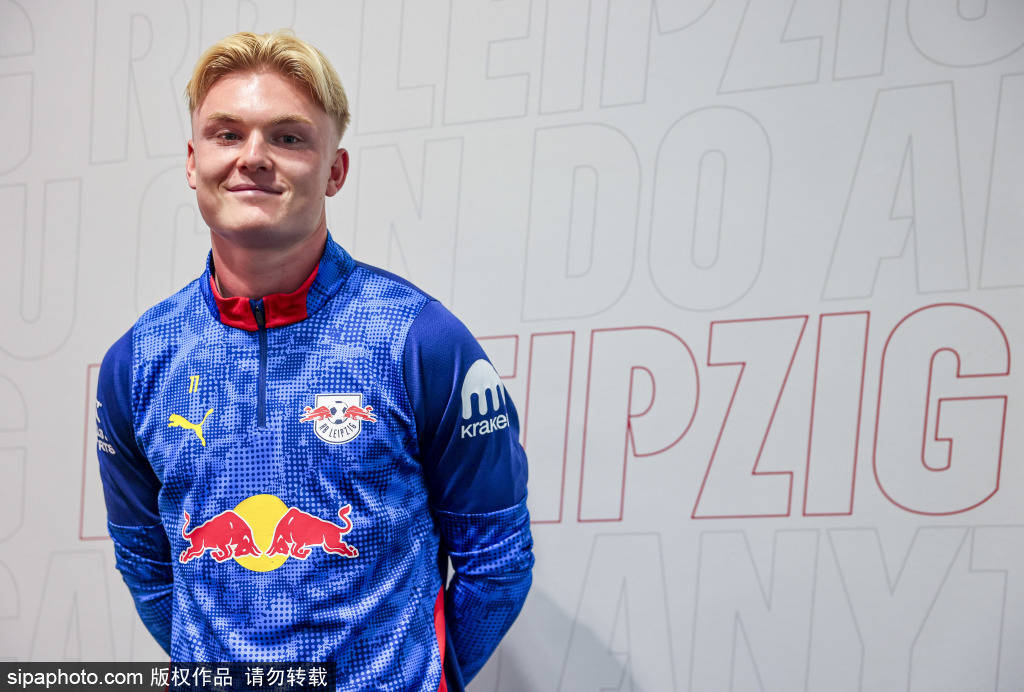 斯卢茨基：我现在死了就不用准备下场比赛，或许下场主帅就不是我了！