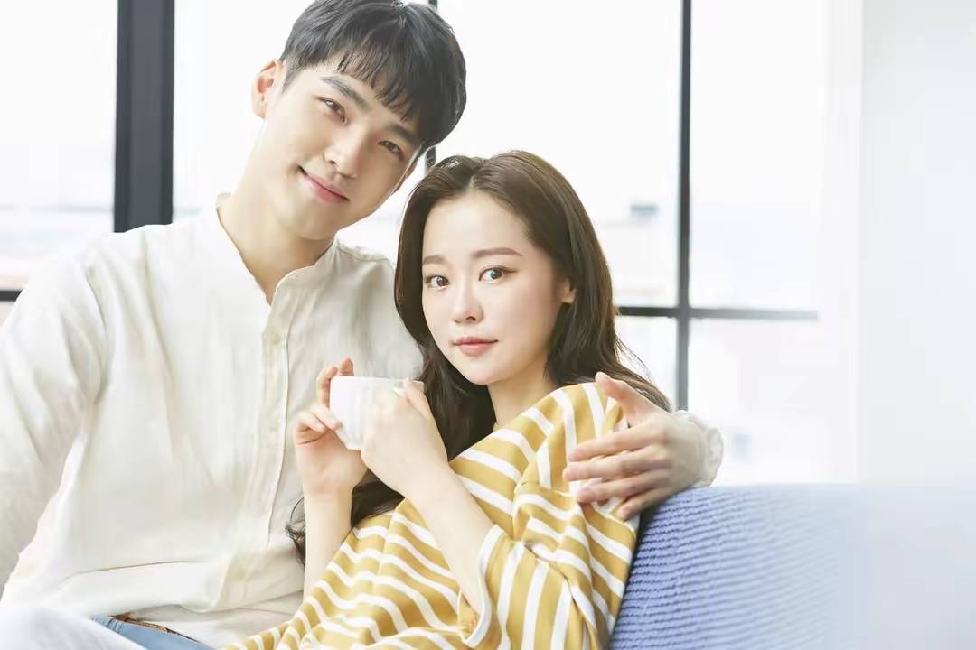 原创            男人不为你花钱，却有这3个表现，反而说明他对你是真爱