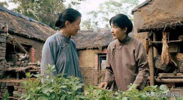 原创            2025演技排名大赏，杨幂排第七，秦海璐第三，第一名实至名归