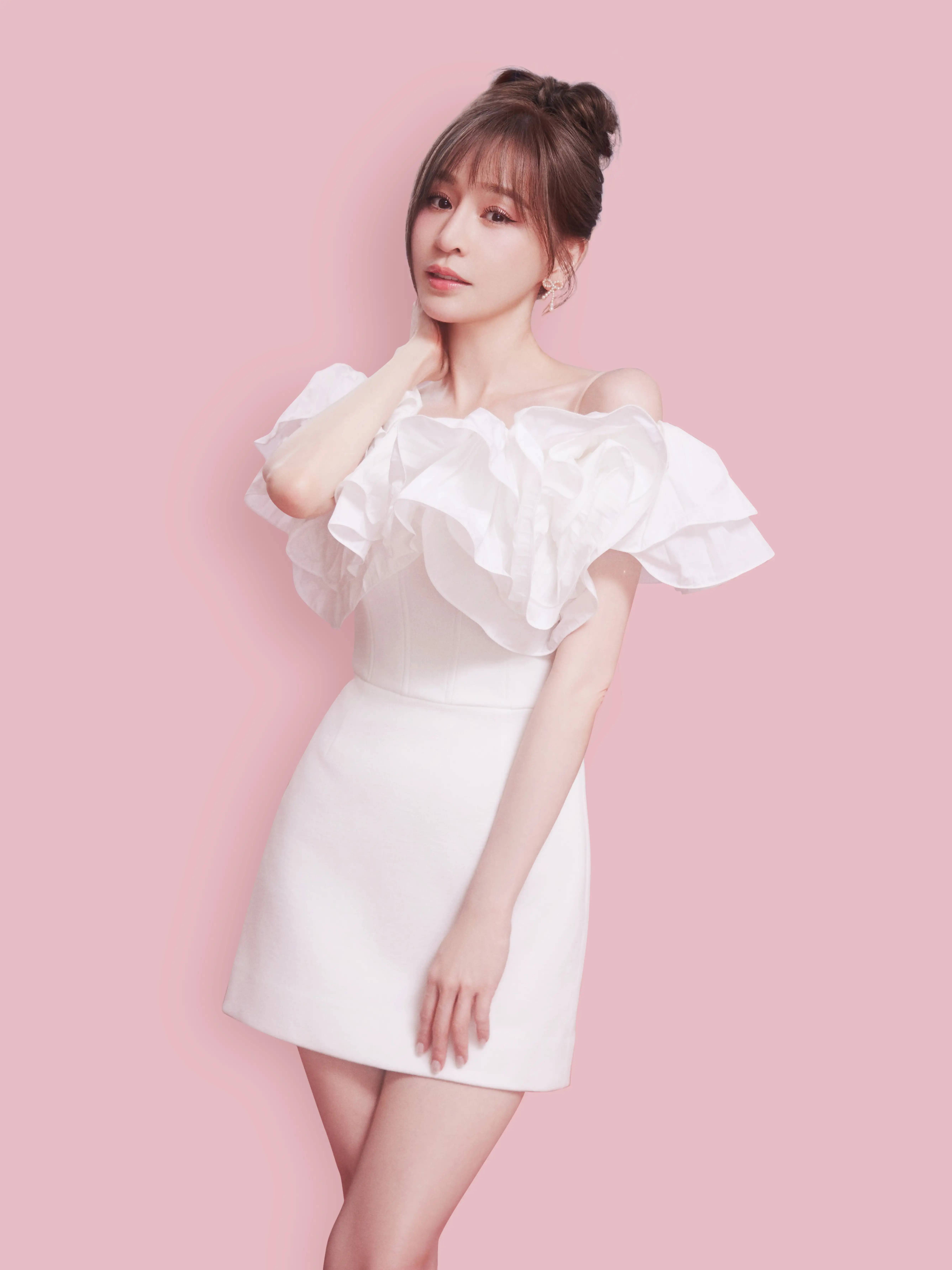 王心凌疑似回应与吴克群恋情：谁是谁，搞不清楚谁是谁