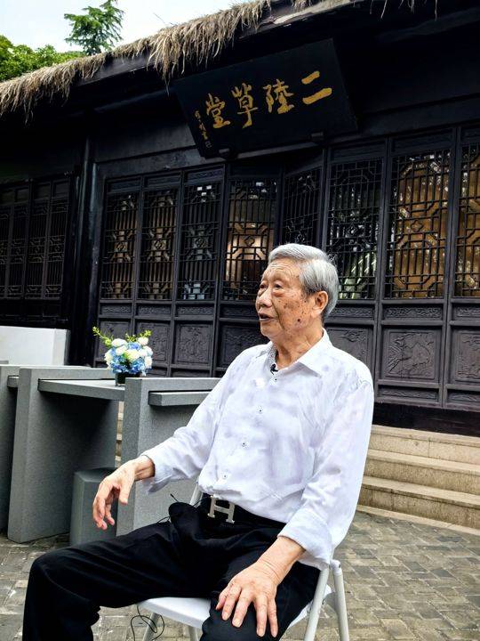 描绘“沪派江南”的第一笔，艺术家陈家泠从松江开启