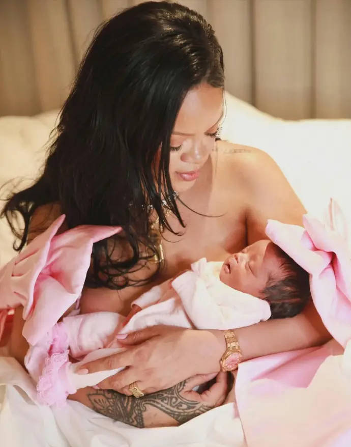 蕾哈娜三胎如愿生女，不停怀孕是希望孩子们年龄相近共同成长