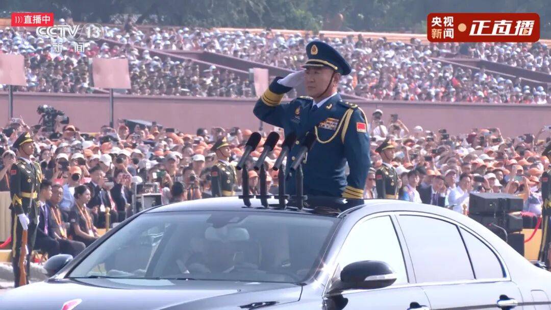 这名中将，任九三阅兵总指挥