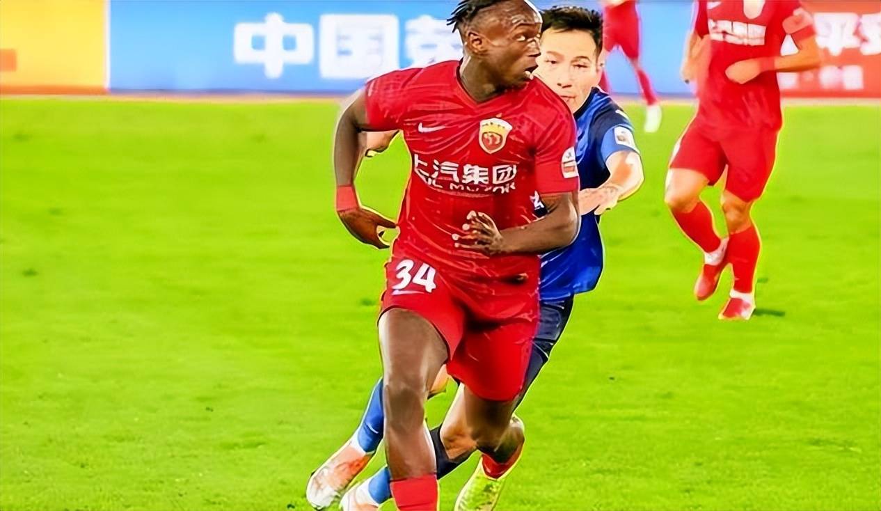 原创            意外！卡隆在成都蓉城下赛季去留即将有结论，德转已提前官宣确认