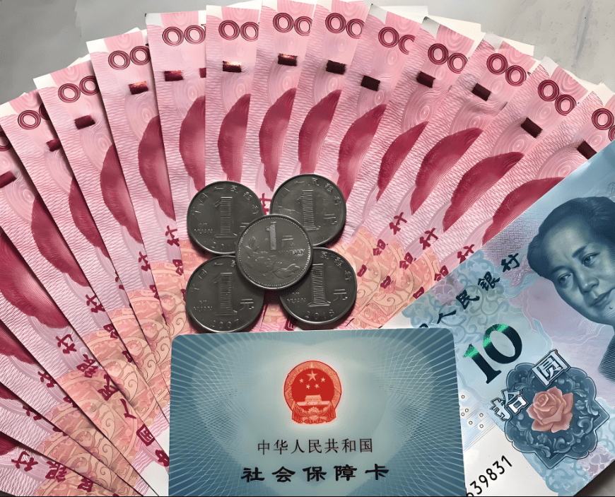 养老金城乡差距最高达15倍，专家：建议将农民养老金涨到1000元/月！