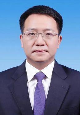 重庆九龙坡区委副书记曾荣，已任区政府党组书记