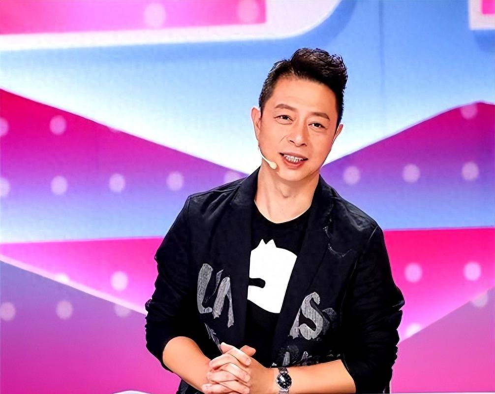 原创            广东名嘴阮星航：娶富商老婆生俩娃，大儿子很帅气，娇妻照片曝光