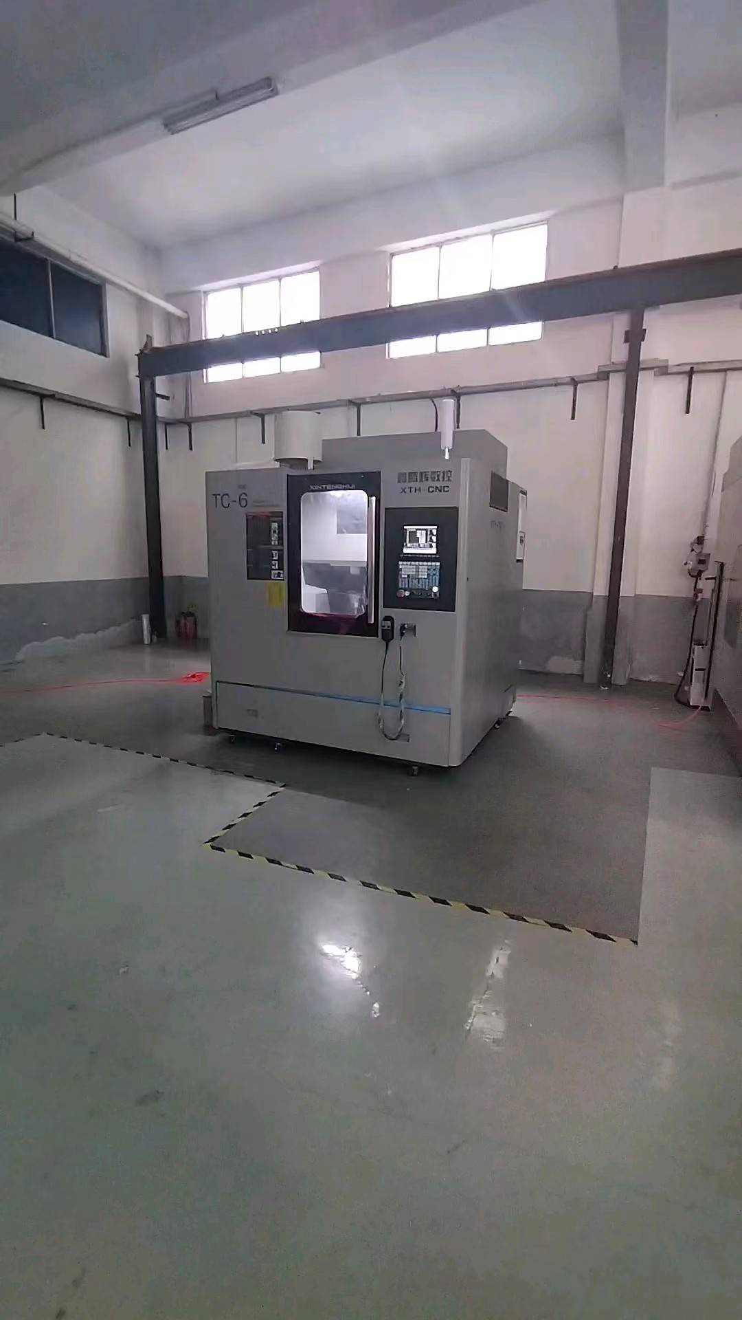 高精度陶瓷雕铣机，精细加工陶瓷零件更高效