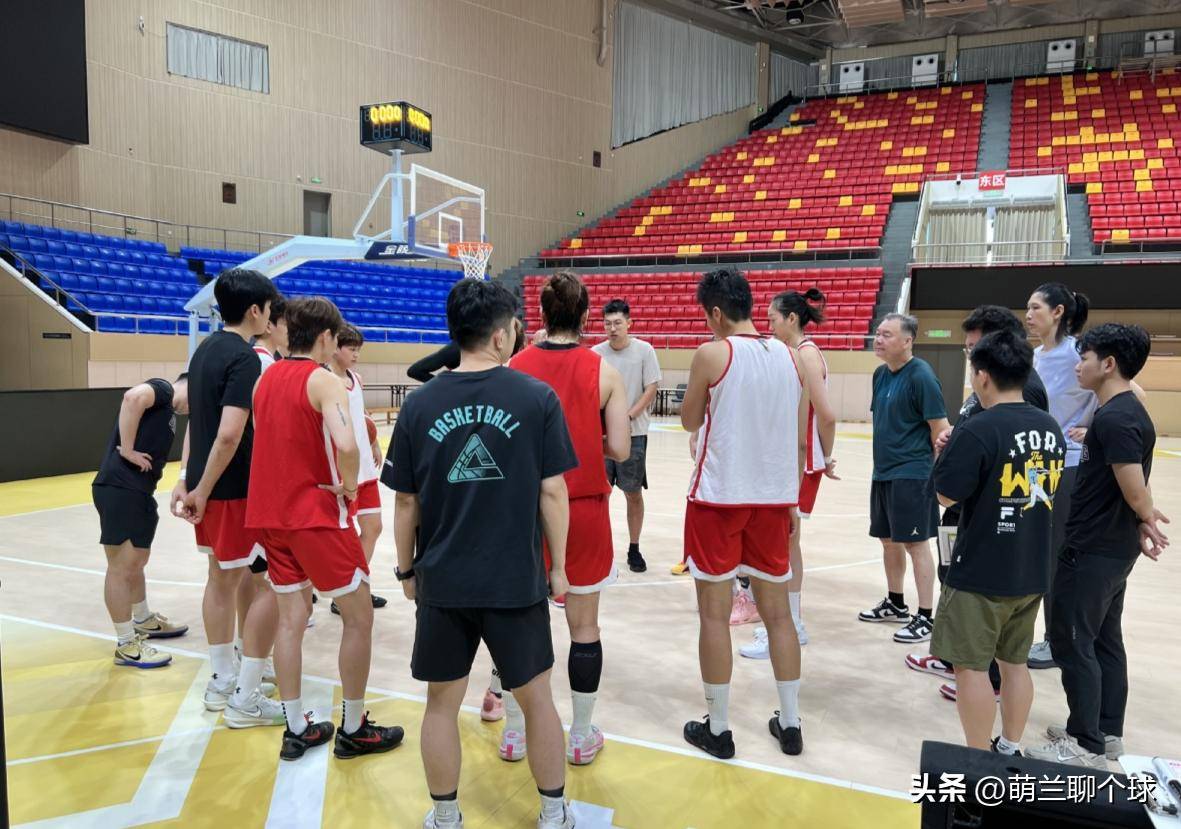 原创            又有比赛看了！广东女篮连斗2强敌，杨力维领衔拼冠军，郑薇表态