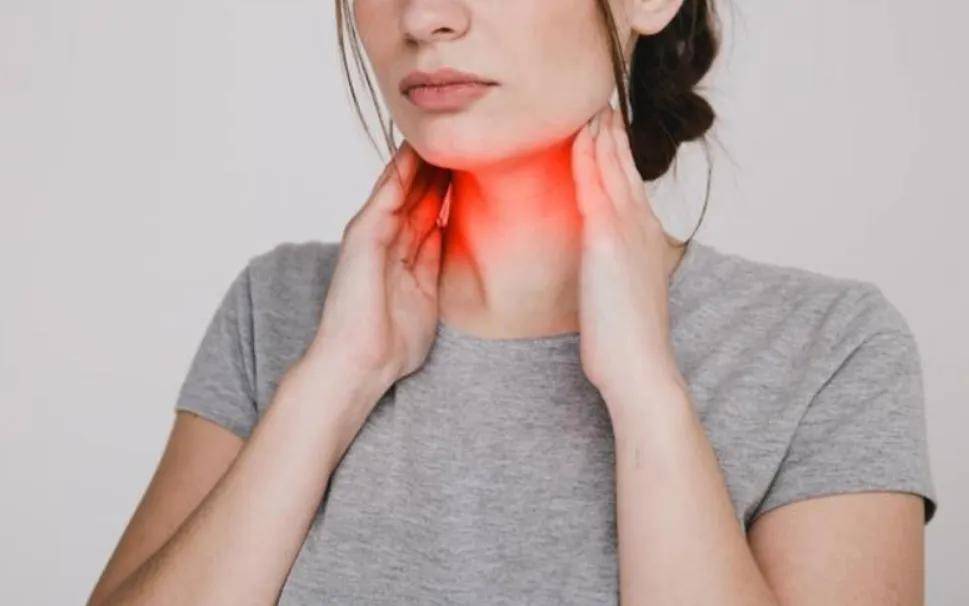甲状腺癌常见症状自查：出现这些迹象，建议及时检查