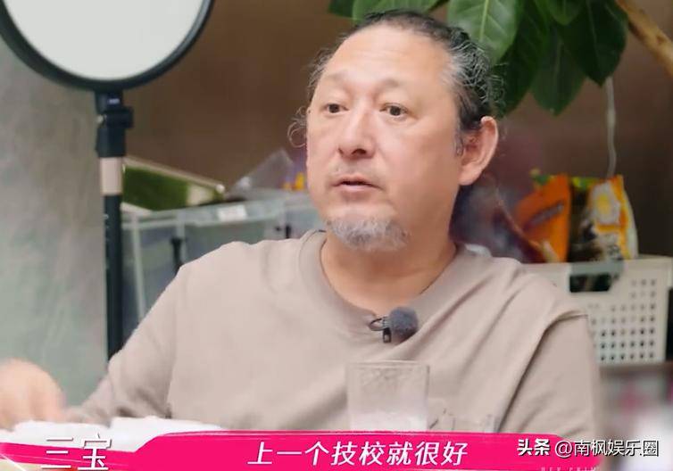 原创            闹大了！万千惠和大25岁老公一起逼哭妈妈引争议，评论区已沦陷！