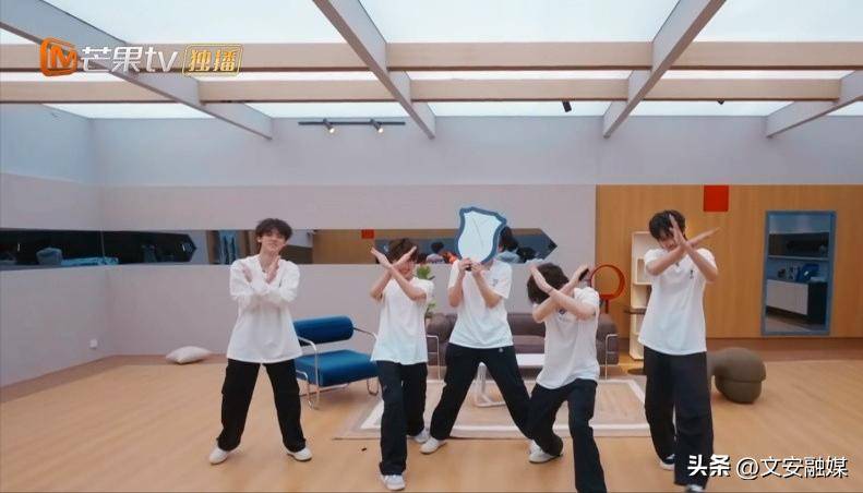 原创            《披荆斩棘5》四公剧透：节目组总算干对了一件事，这季有点无聊